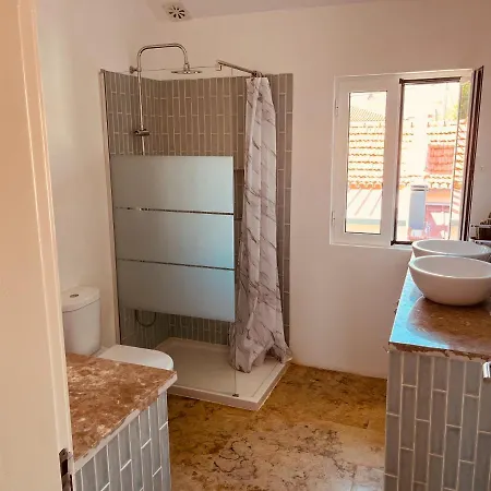 בית נופש Superb Surf House Next To Caparica