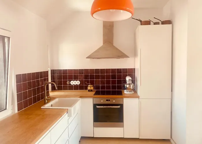 Superb Surf House Next To Caparica Prázdninový dům